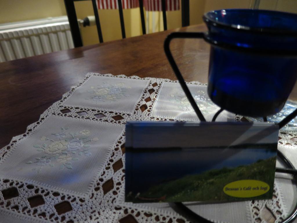 Dessans Cafe & Logi Hotel Pello Buitenkant foto